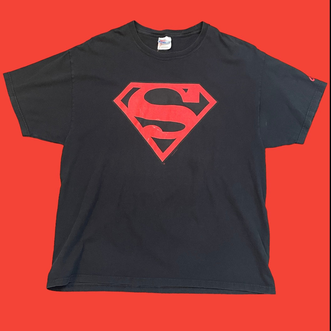SuperMan Red Logo Graphitti T-Shirt XL