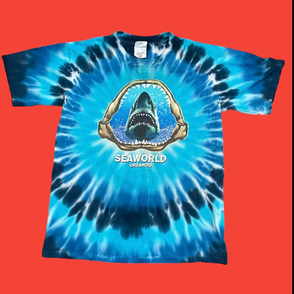 Sea World Shark Tie Dye T-Shirt XS